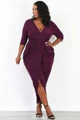Women's Plus Size 3/4 Sleeve Ruched Maxi Dress in Plum - Flyy By Nyte 