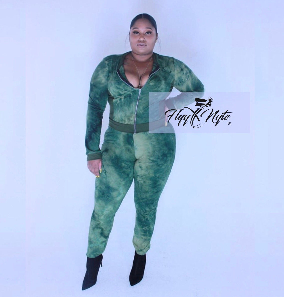 Final Sale Plus Size 2-Piece Long Sleeve Shirt and Leggings Set in