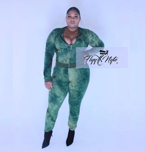 Plus Size 2-Piece Tie Dye Jacket and Leggings Set in Green